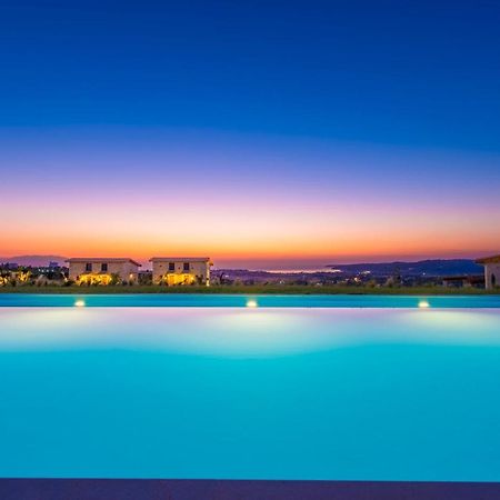 Mint Retreat Suites (Adults Only) Kalandra Exteriör bild