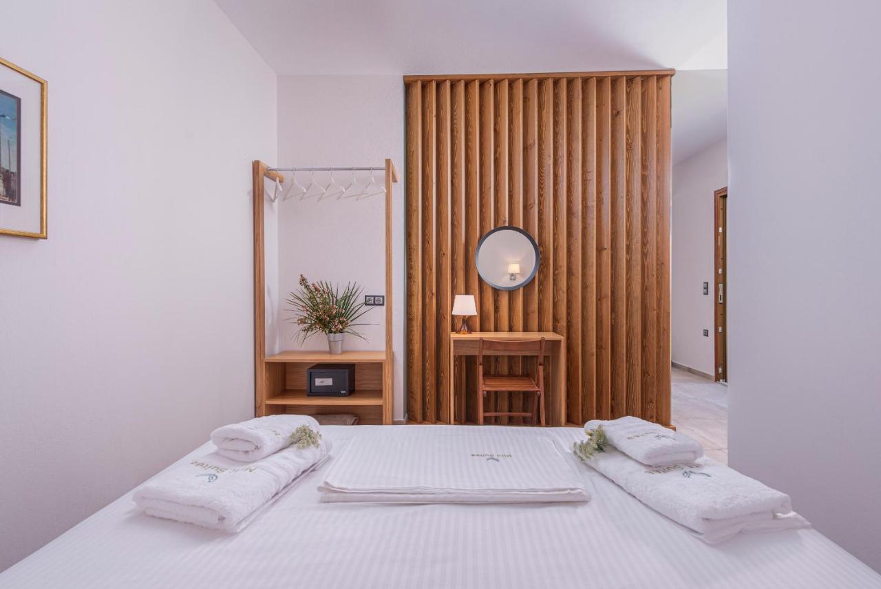 Mint Retreat Suites (Adults Only) Kalandra Exteriör bild