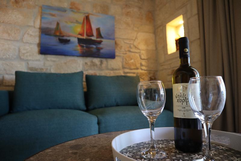 Mint Retreat Suites (Adults Only) Kalandra Exteriör bild